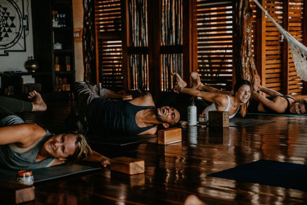 Sansara Surf Yoga & Resort Cambutal Exteriör bild